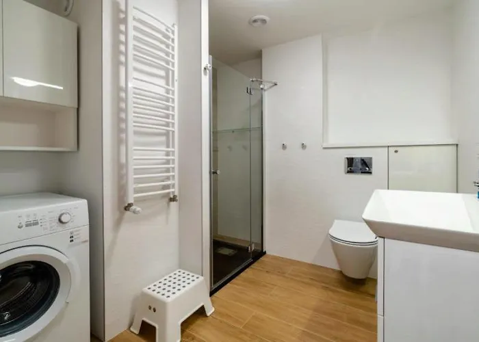 Triventi 2 Sypialnie, Garaz, Blisko Tropikana I Wyciag Na Kope Lejlighed *